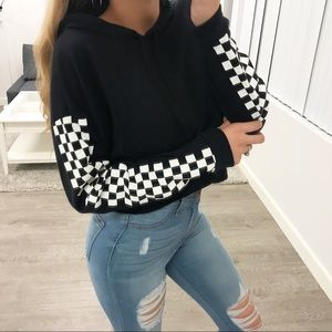 Checker sleeve cropped hoodie